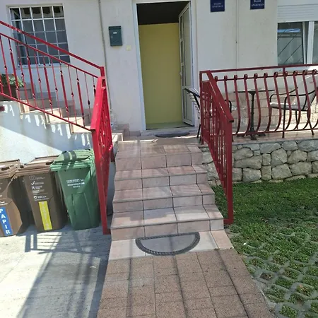 Dubravka Daire *