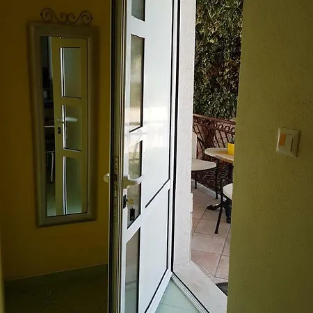 Dubravka Apartment *